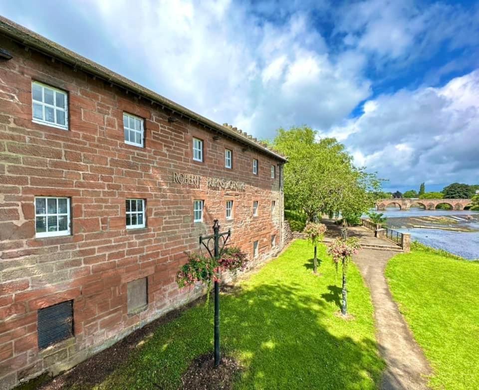 Villa Stunning Period Townhouse With Garden, Walking Distance To Town à Dumfries Extérieur photo